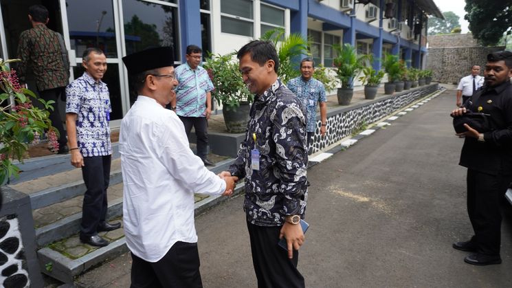 Kunjungan Kerja Wakil Bupati Bandung ke Perumda Air Minum Tirta Raharja